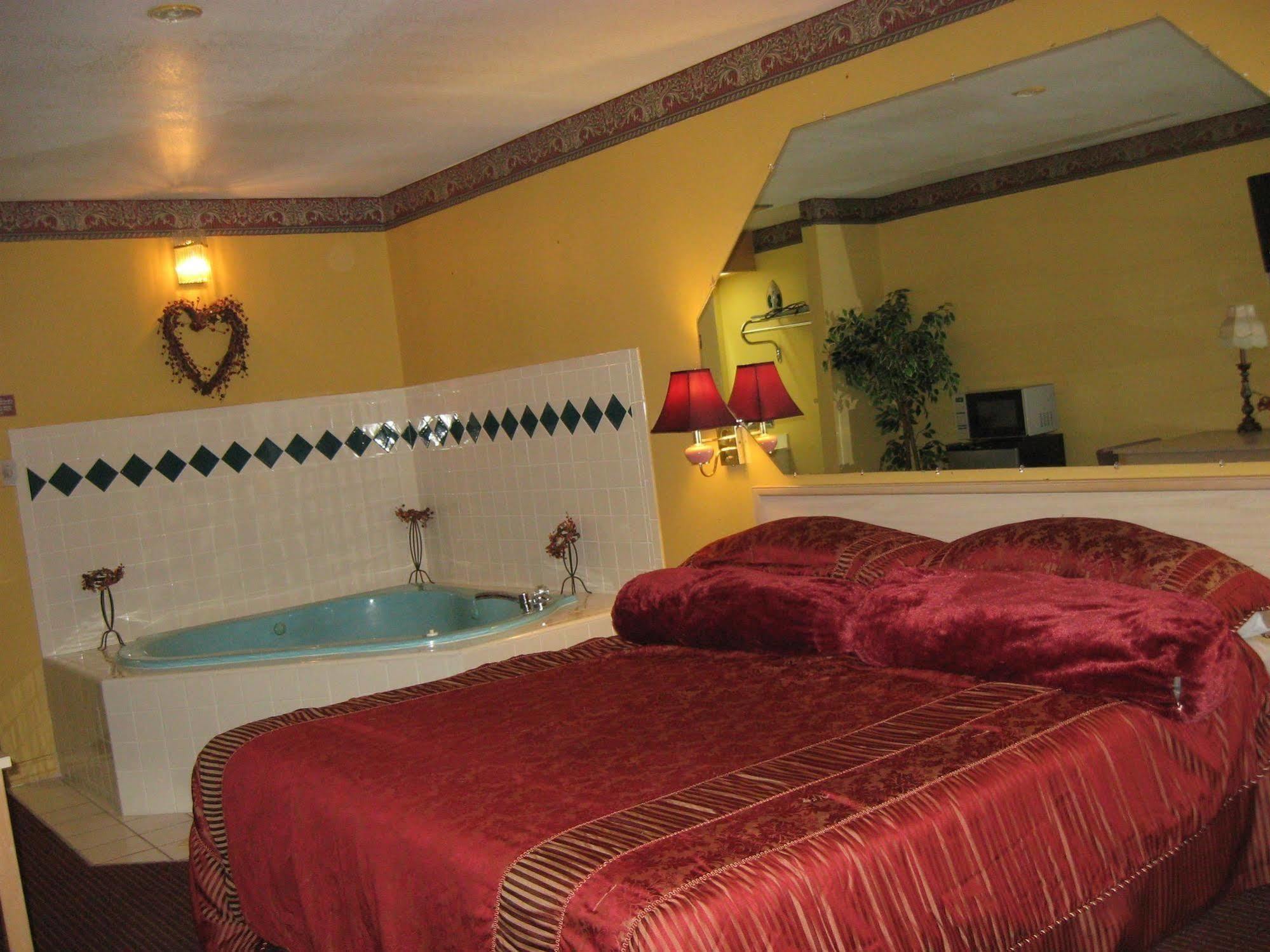 Garden Inn & Suites Hebbronville Екстер'єр фото